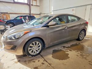 Hyundai Elantra 1.8L 4 2013