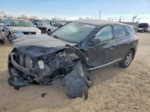 Nissan Rogue S 2.5L 4 2013