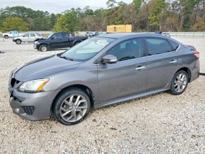 Nissan Sentra S 1.8L 4 2015