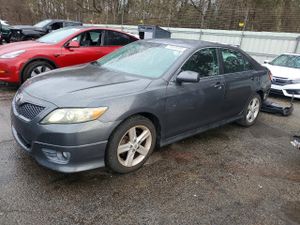 Toyota Camry BASE 2.5L 4 2011