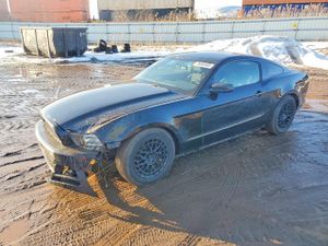 Ford Mustang 3.7L 6 2014