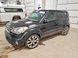 Kia Soul + 2.0L 4 2013