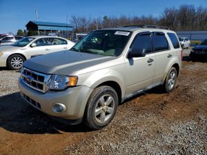Ford Escape XLT 2.5L 4 2012
