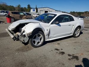 Ford Mustang 3.8L 6 2001