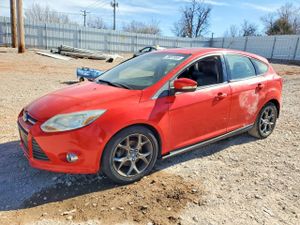 Ford Focus SE 2.0L 4 2013