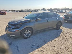 Nissan Altima 2.5 2.5L 4 2015