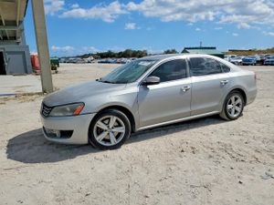 Volkswagen Passat SE 2.5L 5 2014