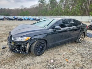 Ford Fusion SE 1.6L 4 2013