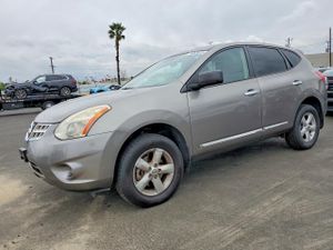 Nissan Rogue S 2.5L 4 2012