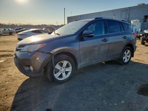 Toyota Rav4 XLE 2.5L 4 2014