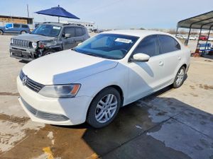 Volkswagen Jetta SE 2.5L 5 2013