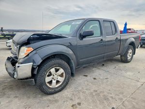 Nissan Frontier CREW CAB SE 4.0L 6 2010