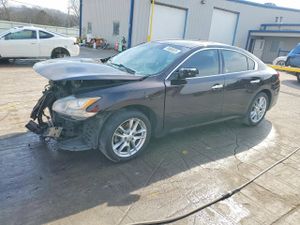 Nissan Maxima S 3.5L 6 2010