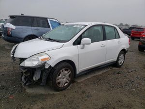 Nissan Versa 1.8L 4 2011