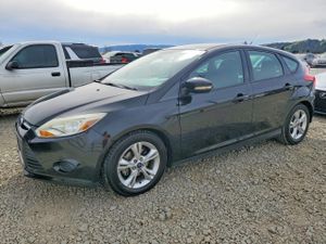 Ford Focus SE 2.0L 4 2014