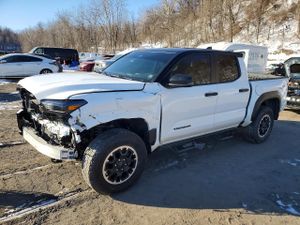 Toyota Tacoma DOUBLE CAB 2.4L 4 2024