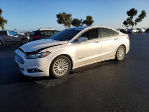 Ford Fusion SE HYBRID 2.0L 4 2015