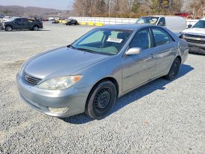 Toyota Camry LE 2.4L 4 2005