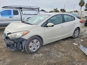 Kia Cerato / Forte / K3 LX 1.8L 4 2015