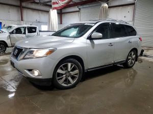 Nissan Pathfinder S 3.5L 6 2015