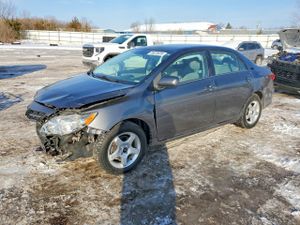 Toyota Corolla BASE 1.8L 4 2013