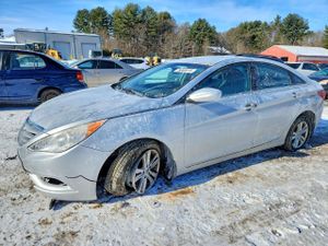 Hyundai Sonata GLS 2.4L 4 2013