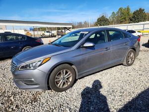 Hyundai Sonata SE 2.4L 4 2015