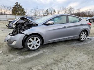 Hyundai Elantra GLS 1.8L 4 2013