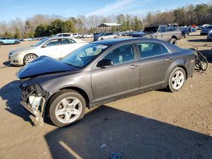 Chevrolet Malibu LS 2.4L 4 2012