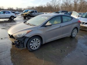 Hyundai Elantra GLS 1.8L 4 2013