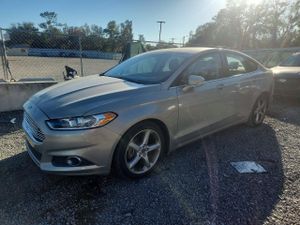 Ford Fusion SE 2.5L 4 2015