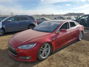 Tesla Model S 2013