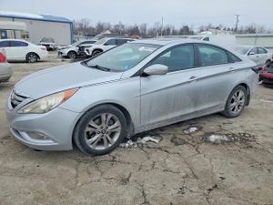 Hyundai Sonata SE 2.4L 4 2011