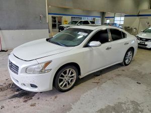 Nissan Maxima S 3.5L 6 2011