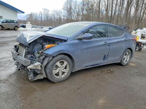 Hyundai Elantra SE 1.8L 4 2015