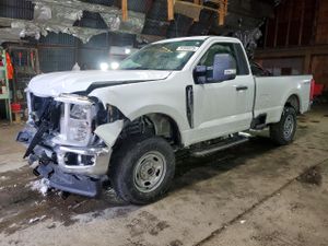 Ford F-250 SUPER DUTY 6.8L 8 2024