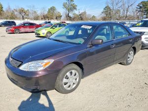 Toyota Camry LE 2.4L 4 2002