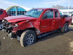 Toyota Tacoma ACCESS CAB 4.0L 6 2015