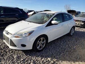 Ford Focus SE 2.0L 4 2014