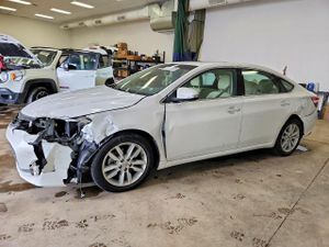 Toyota Avalon XLE 3.5L 6 2015