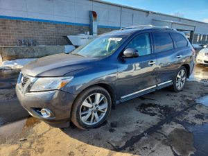 Nissan Pathfinder 3.5L 6 2014