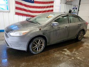 Ford Focus SE 2.0L 4 2015