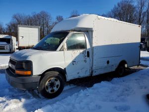 Chevrolet Express 6.0L 8 2003