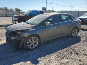 Ford Focus TITANIUM 2.0L 4 2014