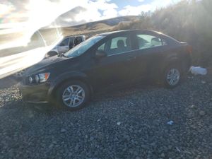 Chevrolet Aveo (Sonic) LT 1.8L 4 2015