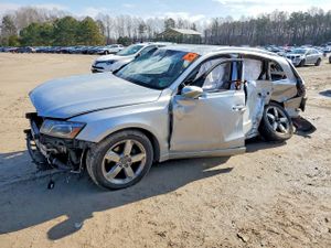 Audi Q5 2.0L 4 2012