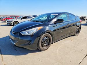 Hyundai Elantra GLS 1.8L 4 2013