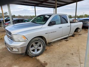 Dodge RAM SLT 5.7L 8 2012