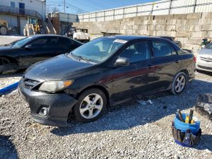 Toyota Corolla BASE 1.8L 4 2011