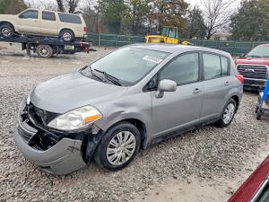 Nissan Versa S 1.8L 4 2011